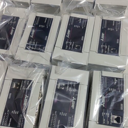 正品三菱PLC，型号有FX5U-80MT、FX5U-64MT--议价商品