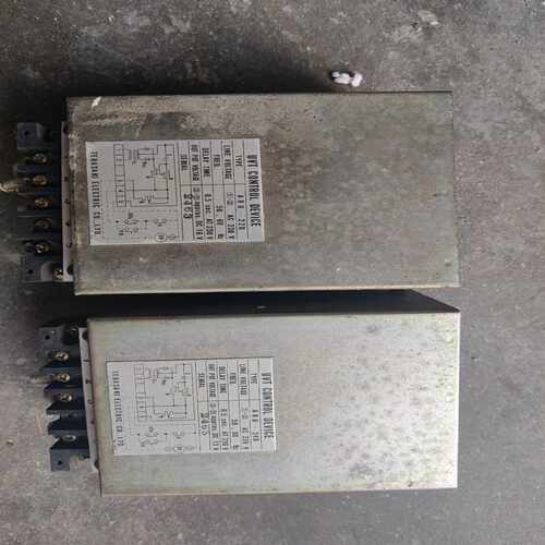 寺崎UVT CONTROL DEVICE  两个2000【华铭电子】