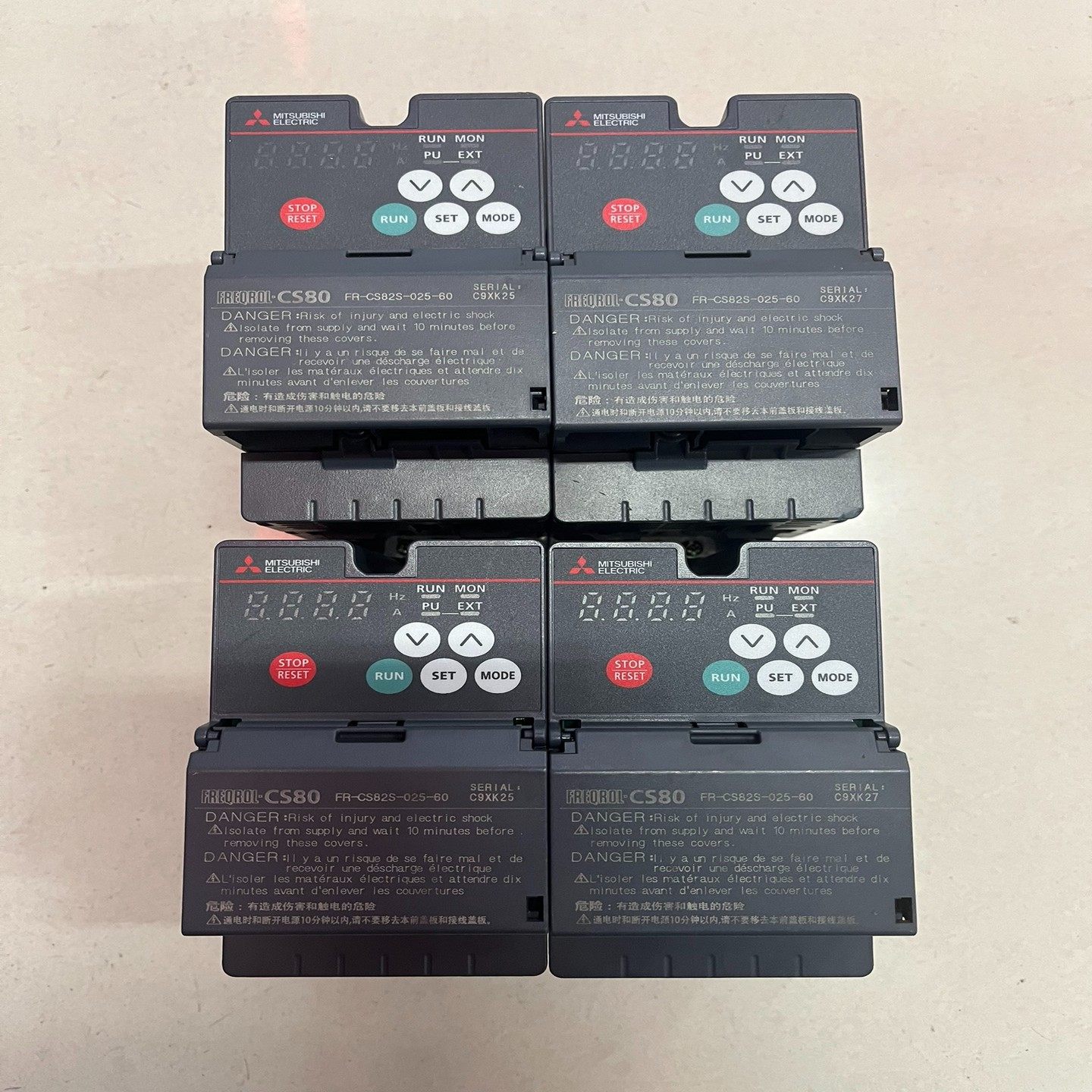 FR-CS82S-025-60  原装正品三菱变频器{议价}