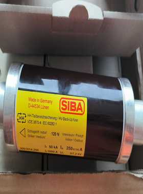 (重工机械)额定电压：V/7.2V高压熔断器000216