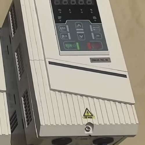 溢价-正弦变频器EM6307R53B7.5KW