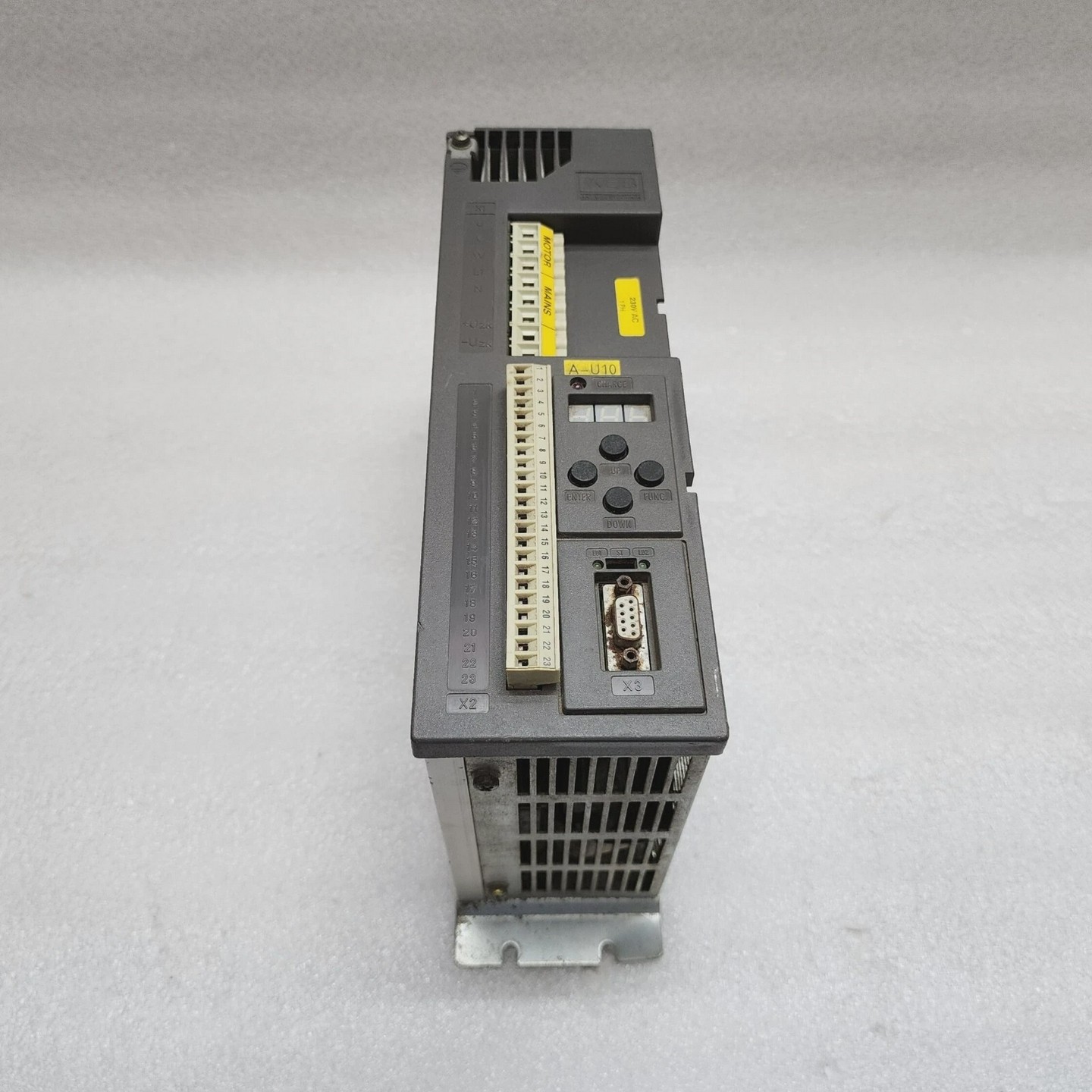 KEB07.F0.R01-1228FREQUENCYINVERTER0.75KWKARLEBRINKM