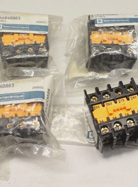 4x TELEMECANIQUE LA1D40A65 LA1D40A Hilfsschalterblock Hilfsk