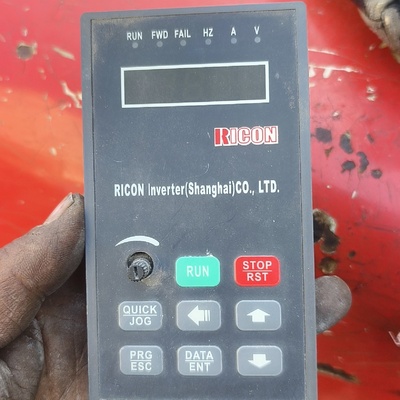 议价RICON变频器面板品外观成色看有使用痕迹实议价