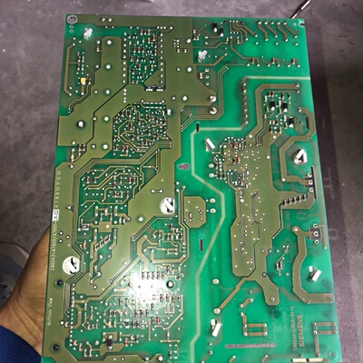 变频器440110KW来6SL33526B拍前询价下单