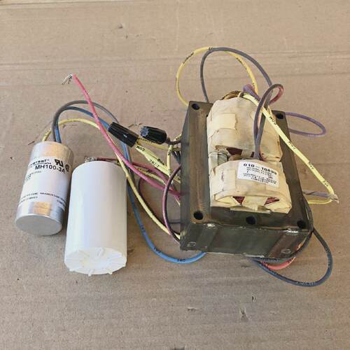 Universal Lighting Technologies M100MLTLC3M Metal Halide Bal