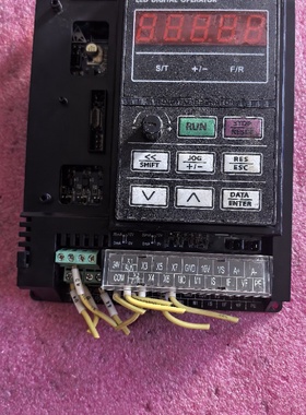 正弦变频器主板EM303A4R03DBC0N130-议价