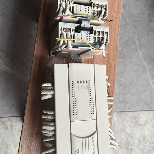 询-禾川PLC模块TX2N1PG两个品