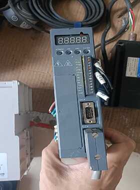 DS2-20P4-AS 信捷400W驱动器，，无破损~询价