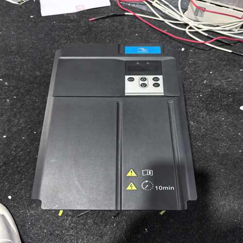 伺服驱动器IS650PT037IUX-MC69518.