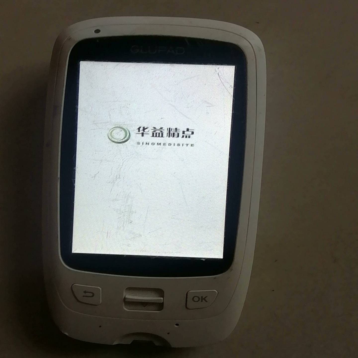 华益精点仪器，c828设备，开机工作正常，外观如图，有会询价