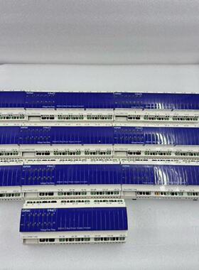 L5512RVF CLIPSAL 12 Kanal Spannung Gratis Relais CBUS2 Voll