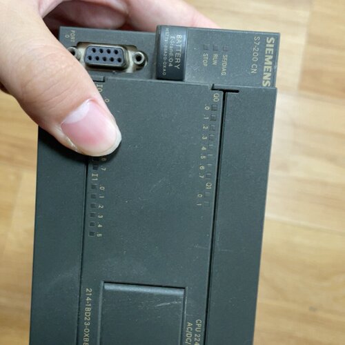 溢价-6es72141BD230XB8成色好带储存