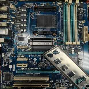 技嘉GA-970A-DS3主板，双通道4内存插槽，双显卡交火--议价商品