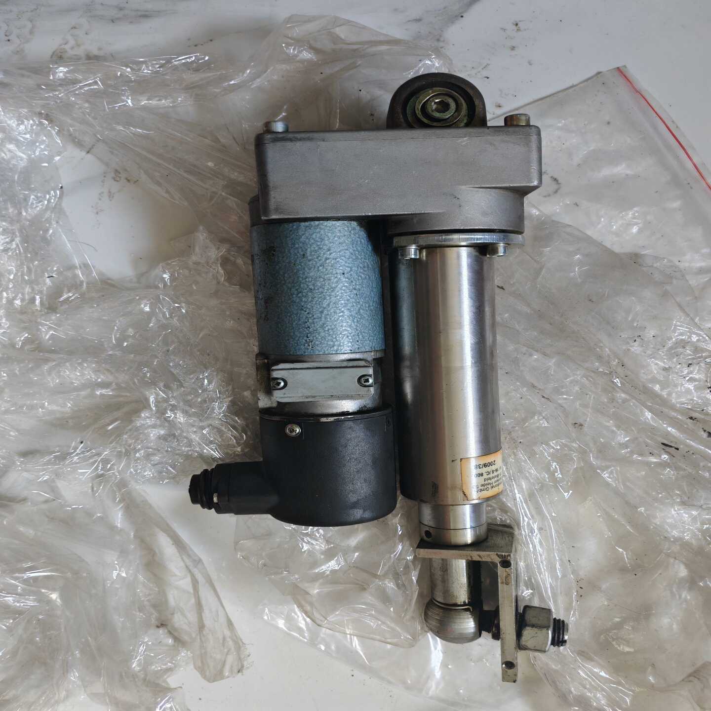 BST纠偏电机EMS17/100/5/16-5/C推动器