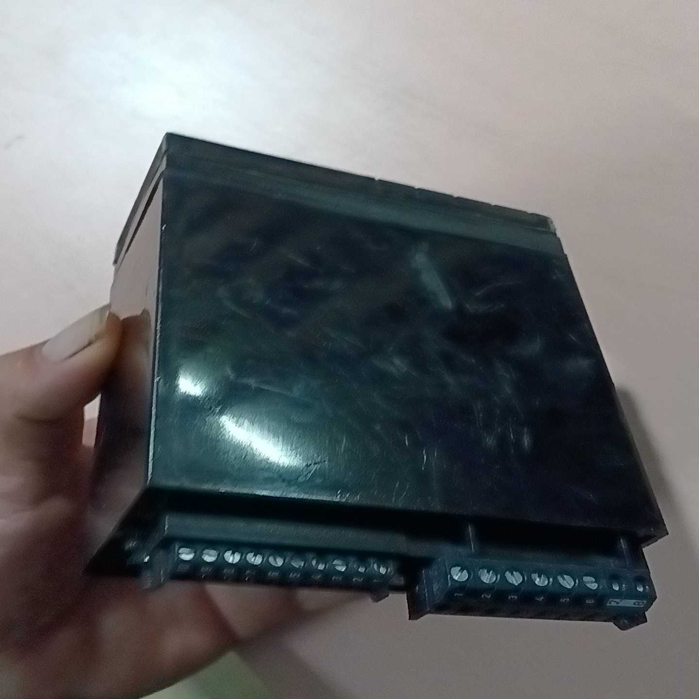 美国OMEGA多功能面板表控制器，型号CNiTH-i8【鑫鑫商铺】