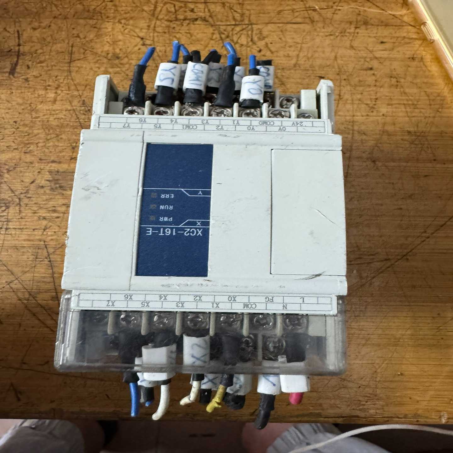 询价信捷PLC，XC1-16T-E，，成色如图，功能