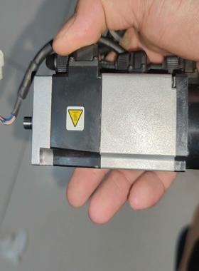 W-L02147B伺服电机一台现货出售，电机成色非常漂亮，实-询价客服