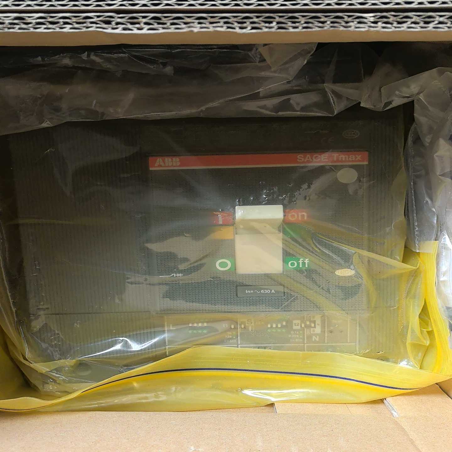 询价ABB塑壳断路器T5N630PR221DS-LSIR63