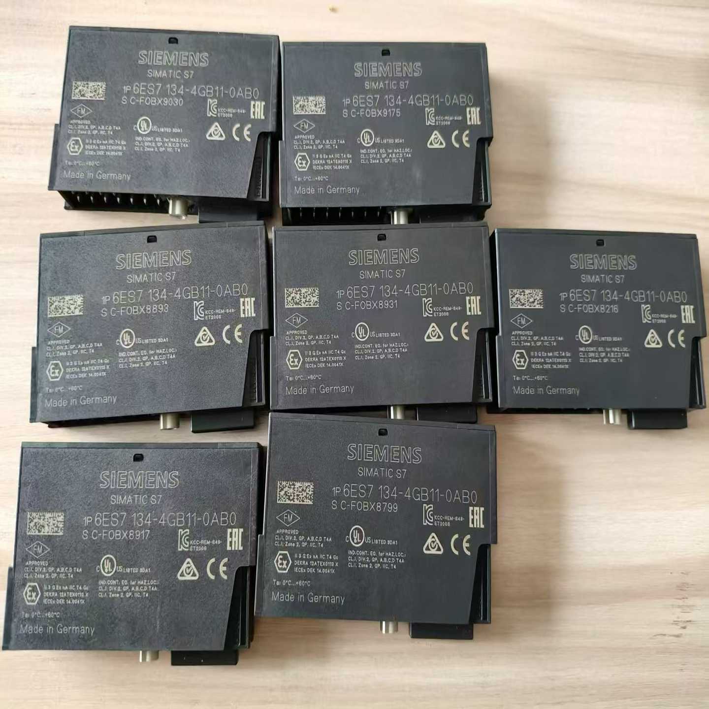 134-4GB11-0AB095新左右询价