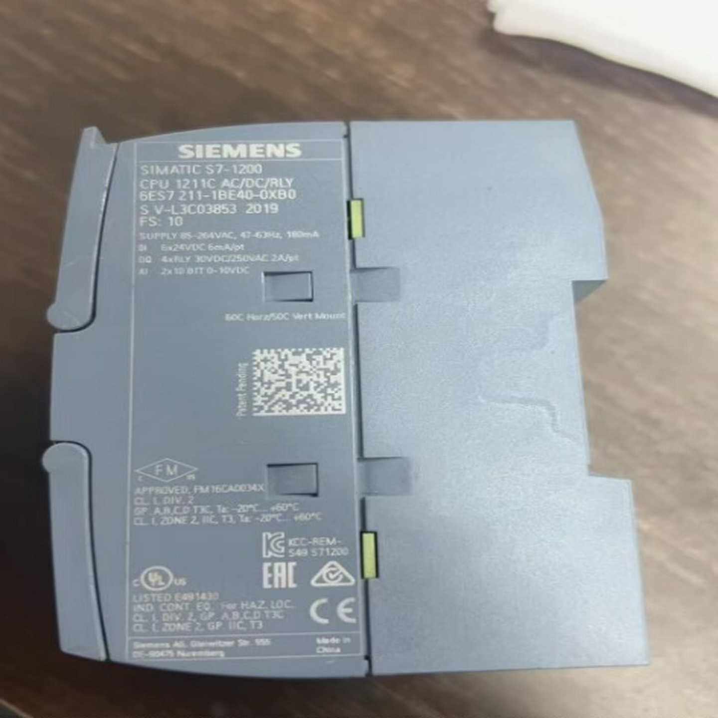 议价西门子S7-1200输入输出模块，型号：6ES7 211-1