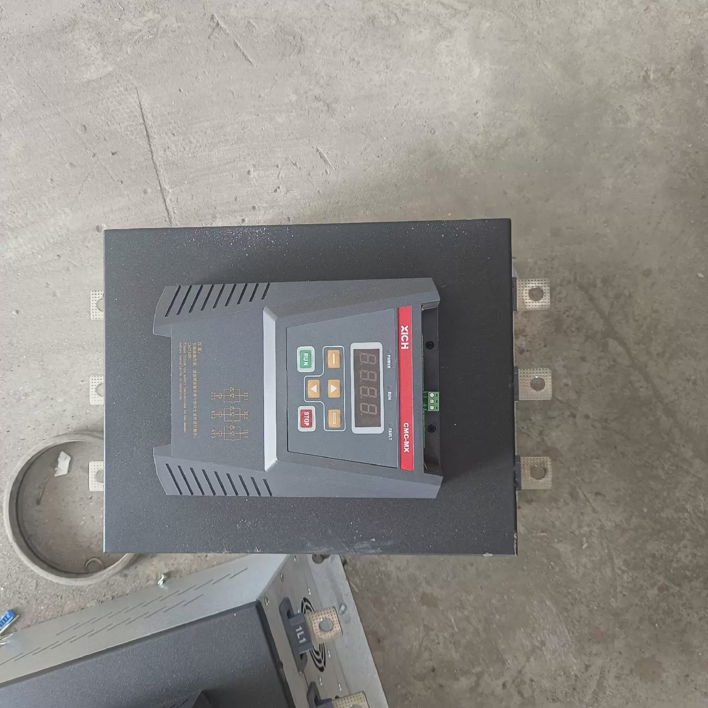 几台西安软启动CMC-075/3-MX75KW成色漂