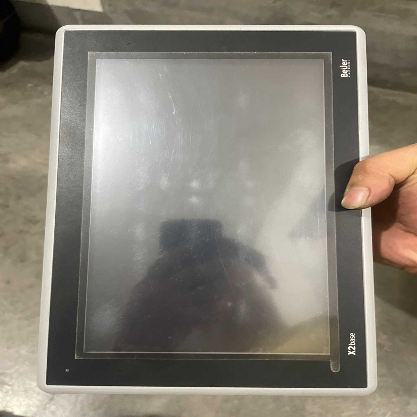 Beijer北尔触摸屏10-F2X2base9成新质【询价】