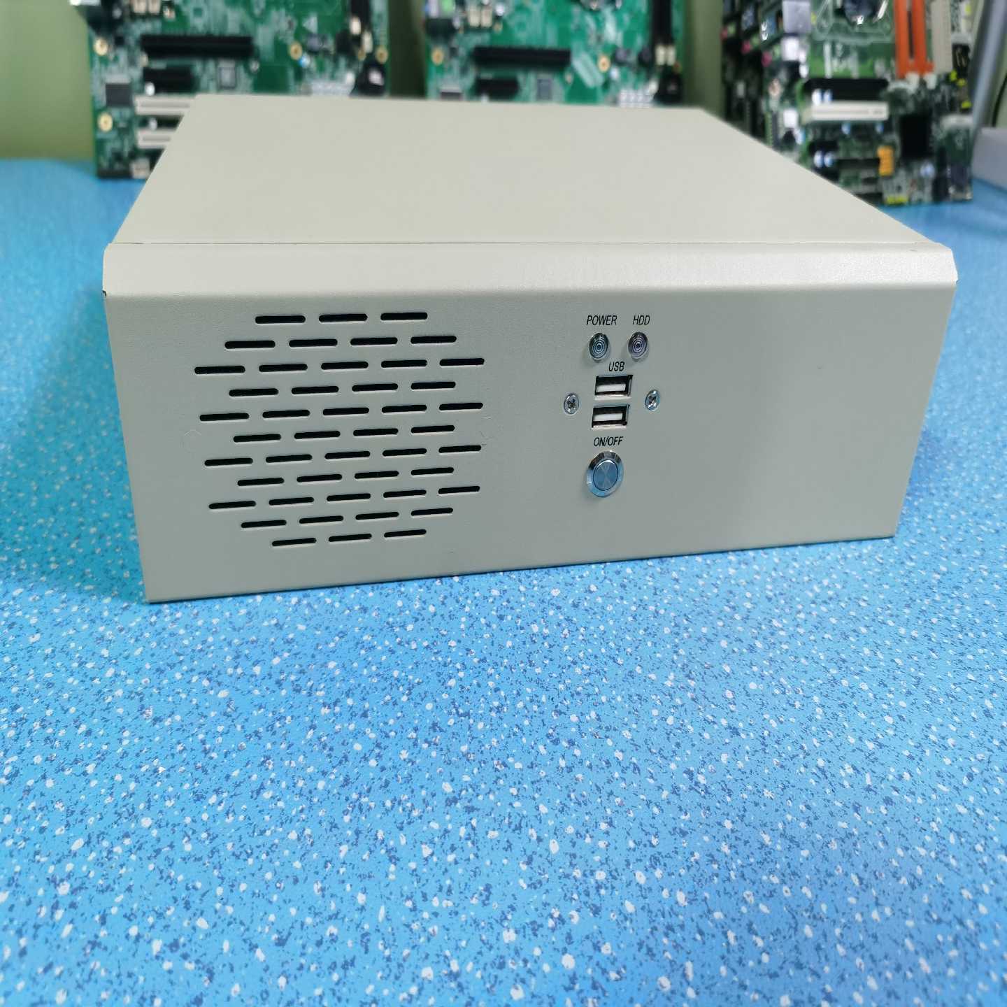 300台全新迷你小电脑，主板17*17B365主板，支持6--议价商品