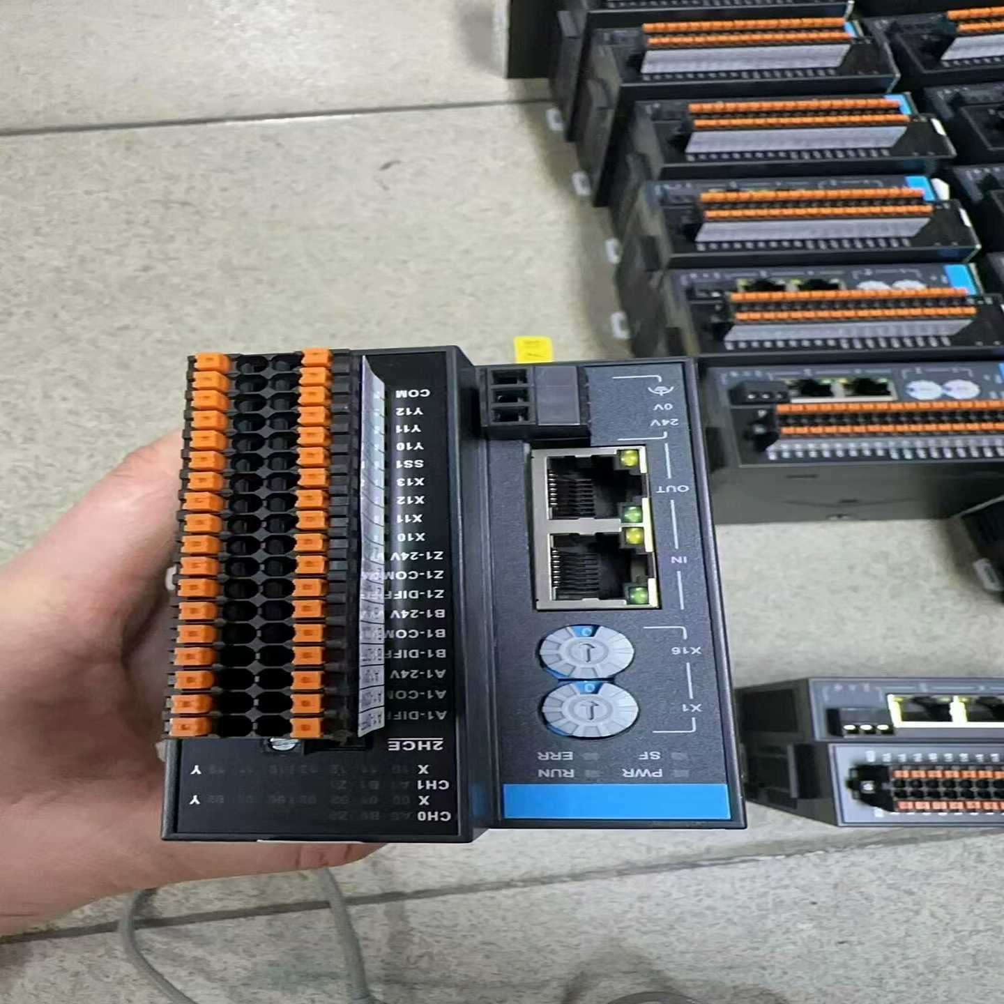 汇川PLC，GR10-2HCE-2M，工程余料，原装正品使用--议价商品