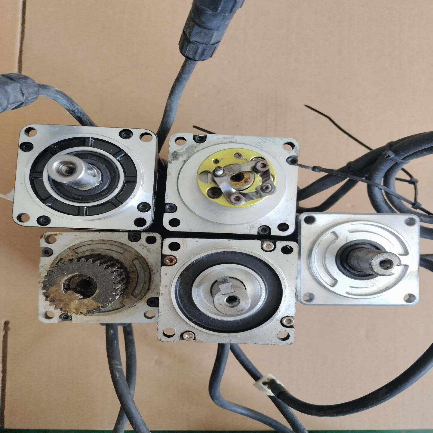 询价杂货400W电机：禾川SV-X3MA040A-N2LN，，现
