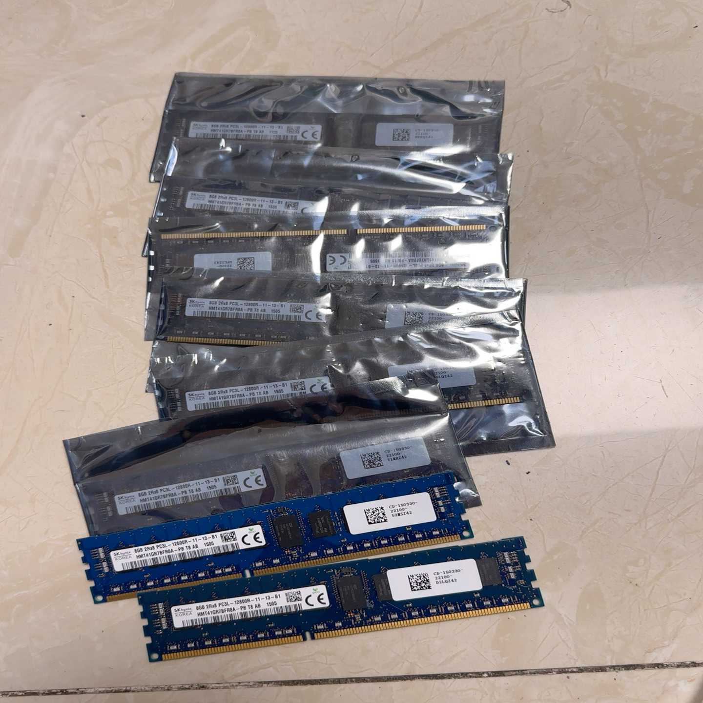 海力士8GDDR3ECC，一共8根，库存--议价商品