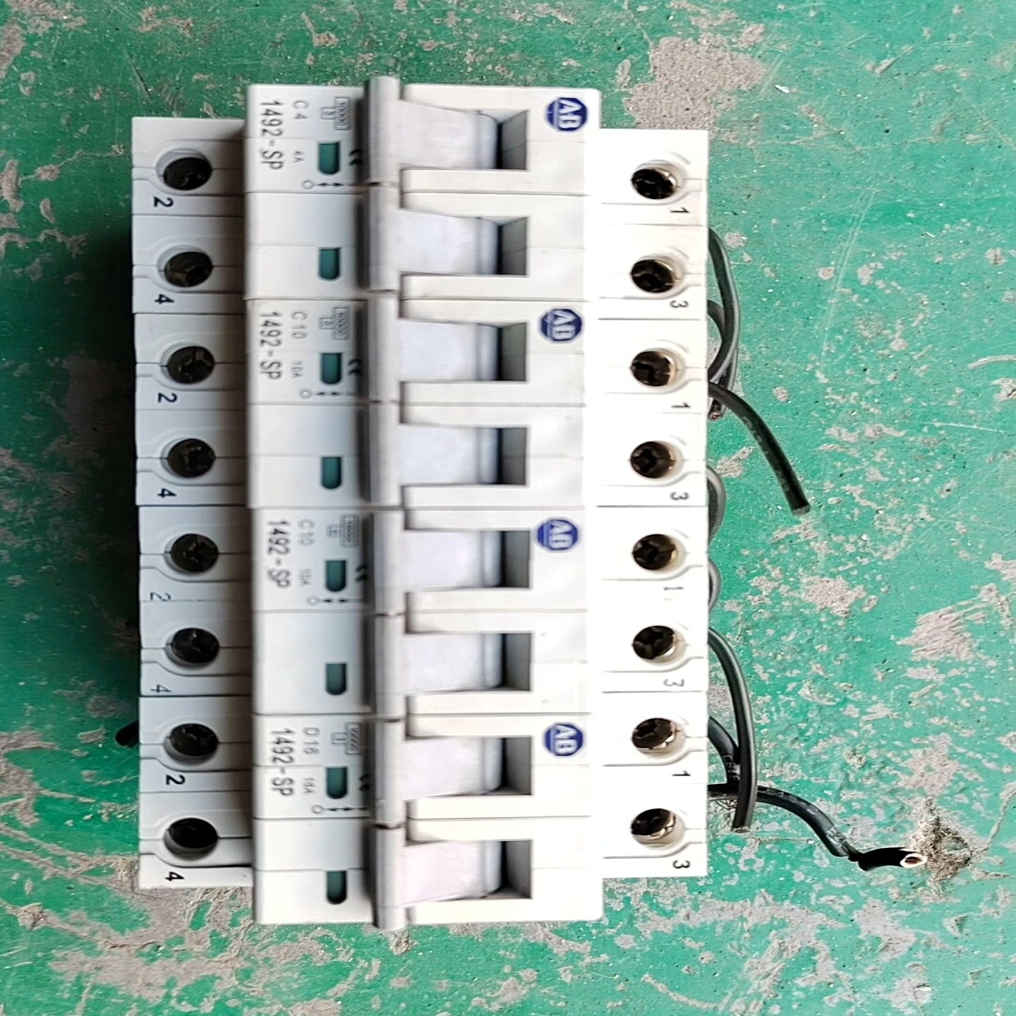 【请询价】AB断路器1492-SP2C10010A2个1492