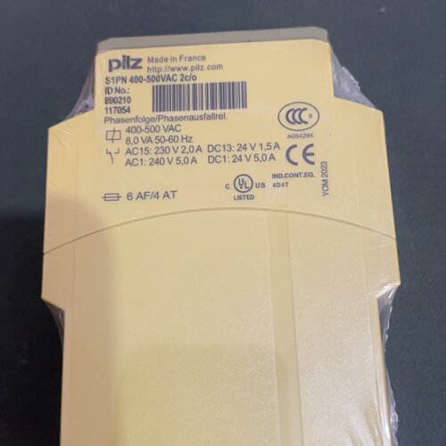 PilZ皮尔兹安全继电器sIpN890210未拆封-议价