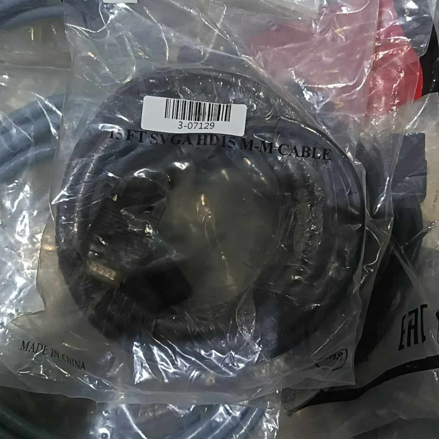 描述:SVGA电缆,15英尺,公对公,HD15接口--议价商品
