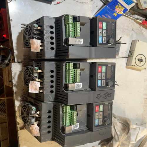 【星慕电子】台达变频器3.7kw台达VFD037EL43A还有五台