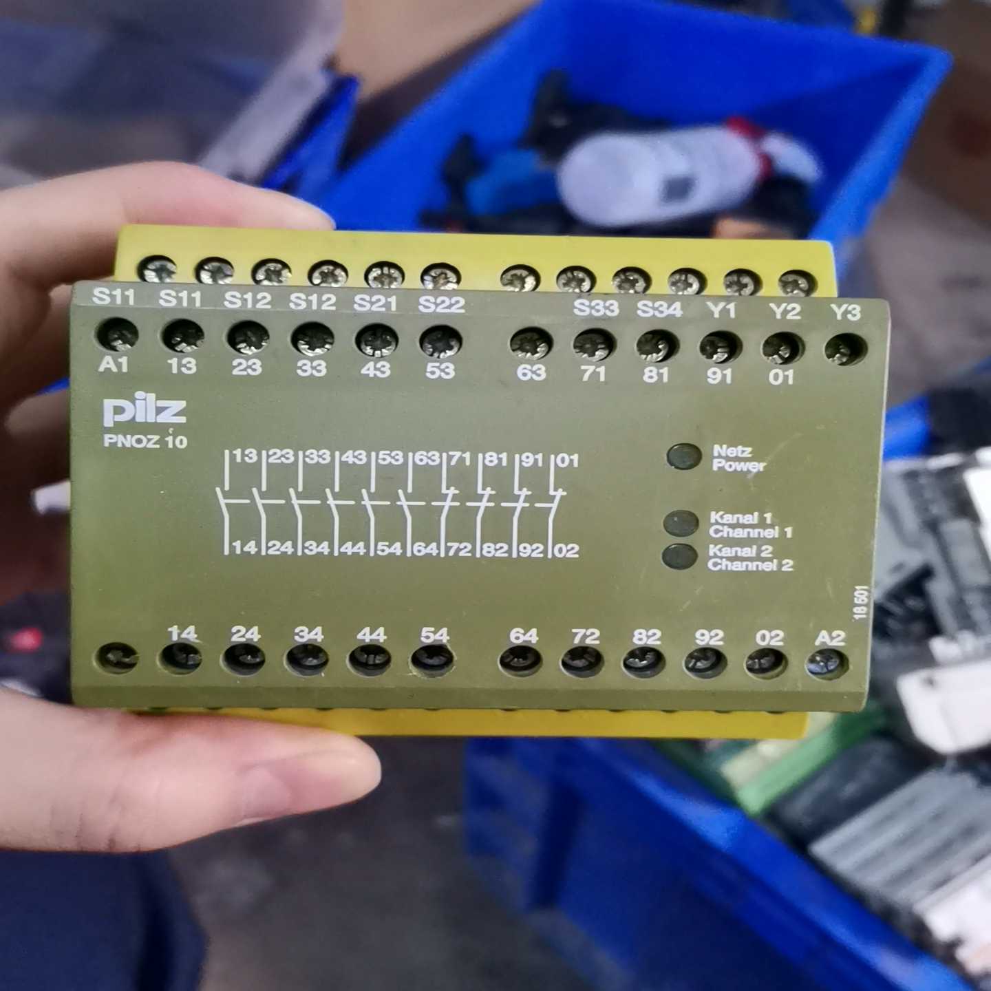 PILZ皮尔兹安全继电器PNOZ10订货号774询价