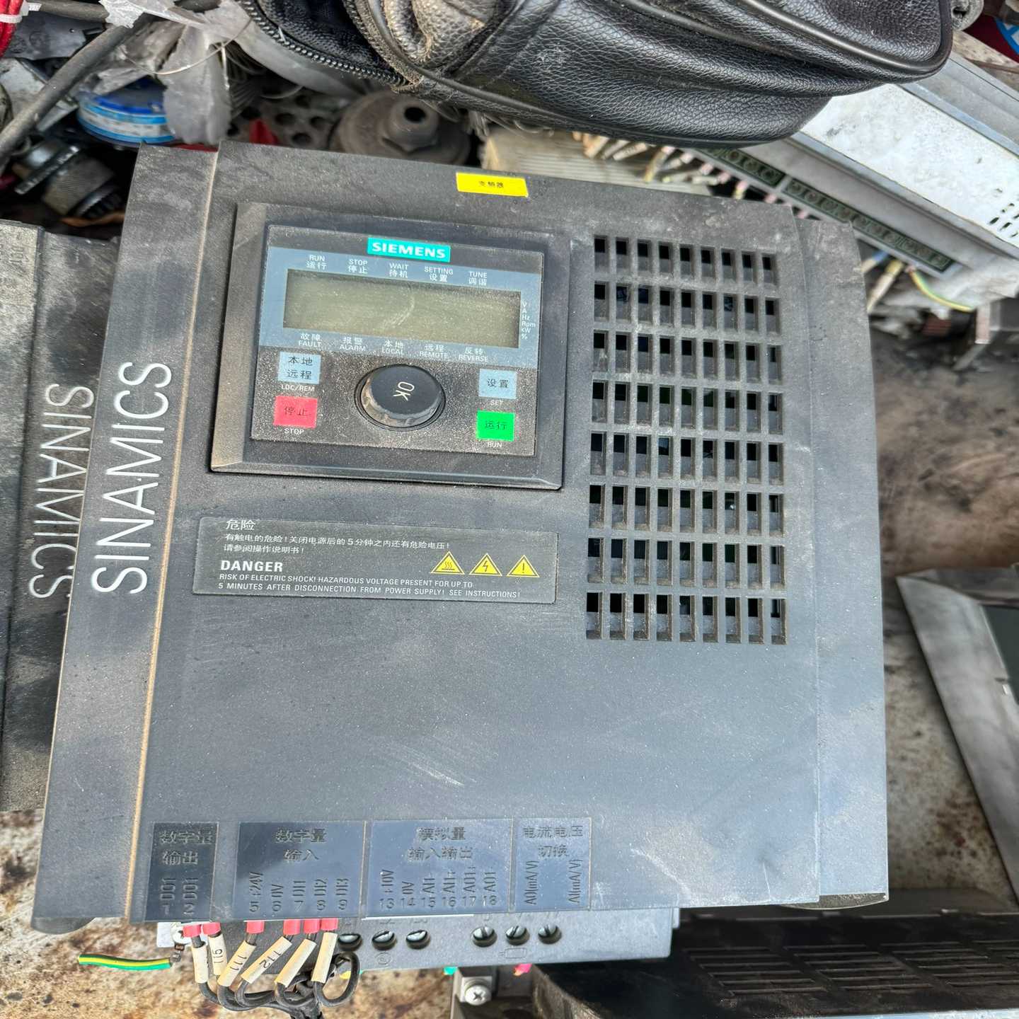 西门子7.5kW变频器6SL3217-0CE27-5UA1两--议价商品