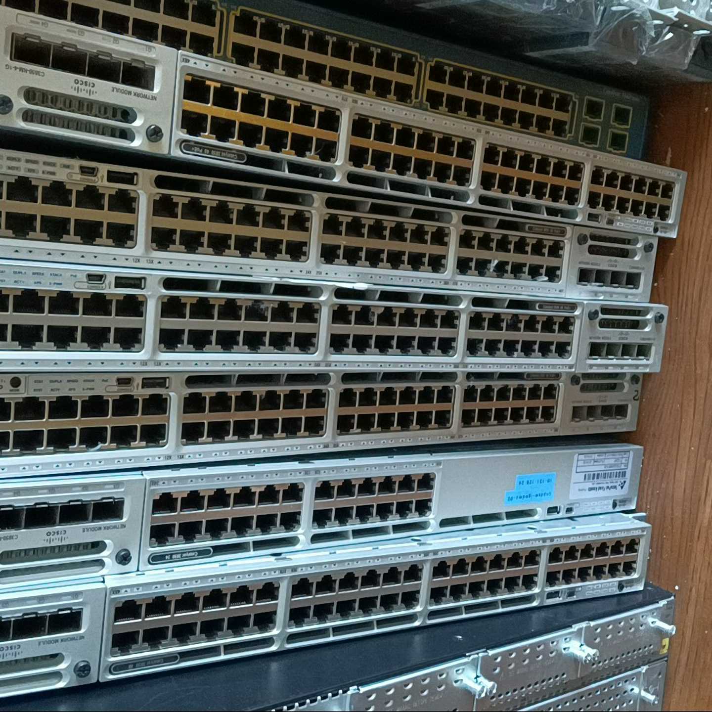 议价思科WS-C3850-24T-L2000现货/维修