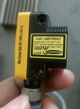 寻“”台湾过境设备拆机美国邦纳光电开关传感器QS30LLPC成色