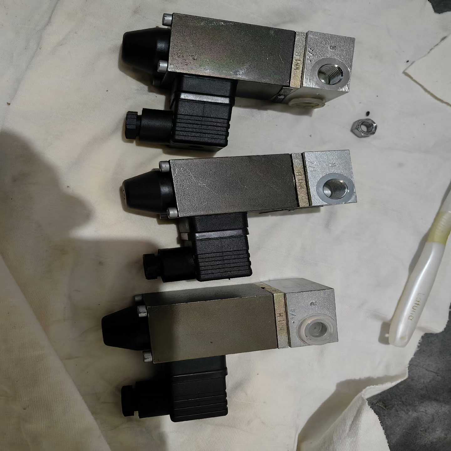WN1H-G24哈威HAWE旁通阀3个【鑫鑫商铺】