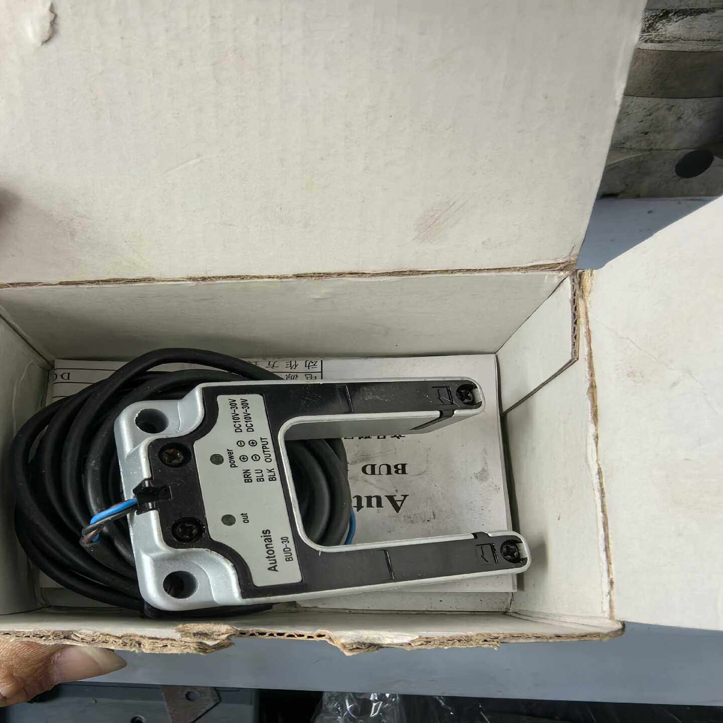 咨询-奥托尼克斯槽型传感器