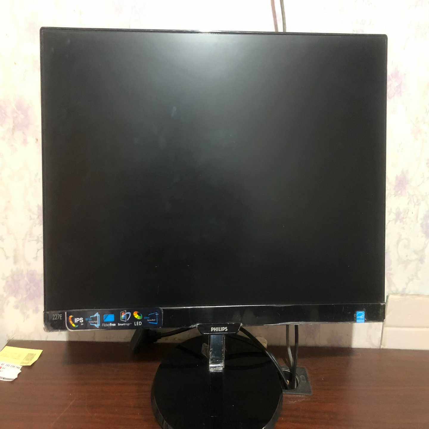 飞利浦227E7Q 22英寸显示器 成色如图 有VGA和DV