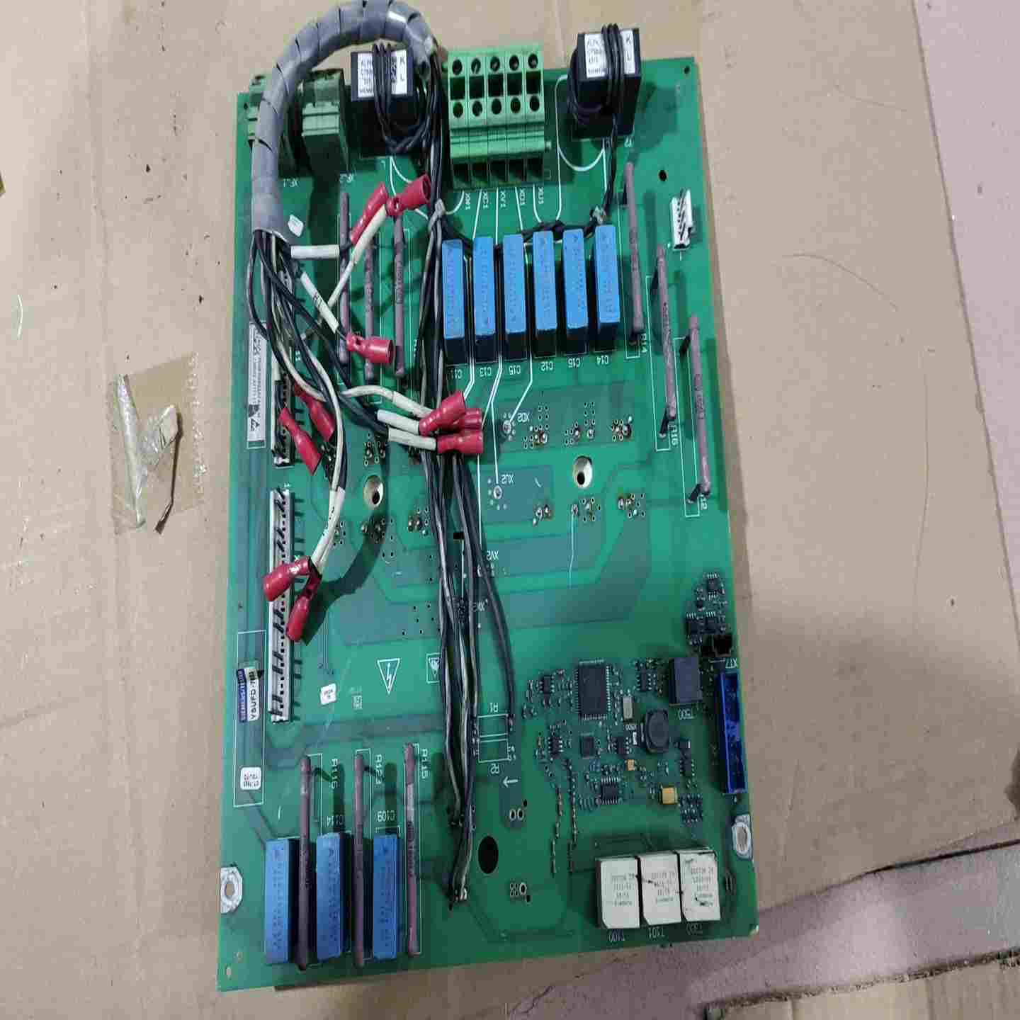 普传PI9230变频器15kW三相380V功能完好拆机设-询价客服