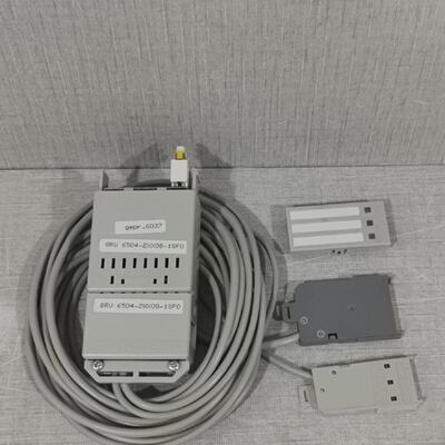 SIEMENS 8RU 65042XX081SF0 MOSAIK SYSTEM M CONNECTOR  NEW WIT