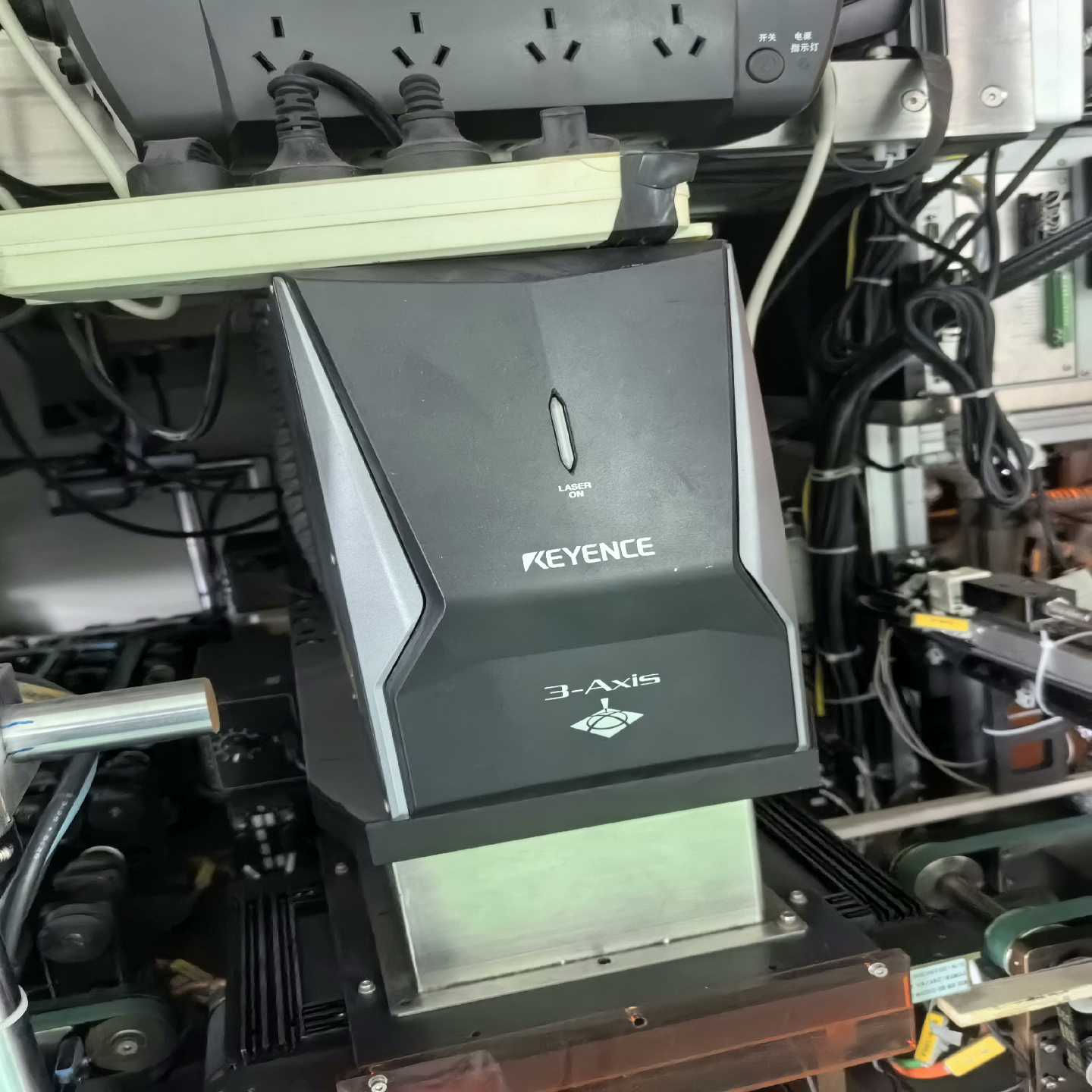 基恩士3-AXIS,MD-X1500L激光打标机--议价商品