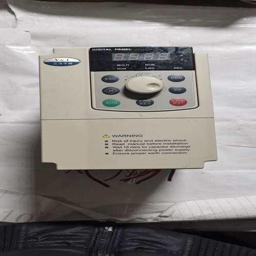 议价蓝海华腾变频器E5-V-4T15G22L拆机件东西