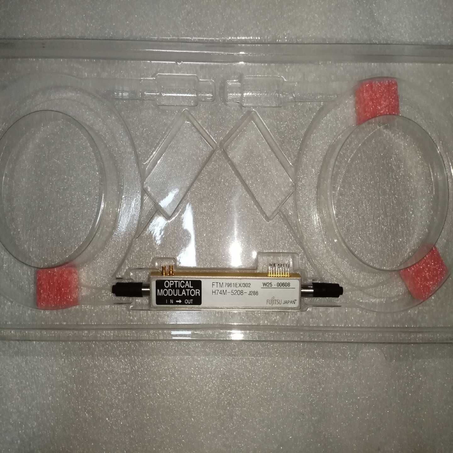 富士通40G两通道调制器。FTM7961EX/302 议价产【博航商行】