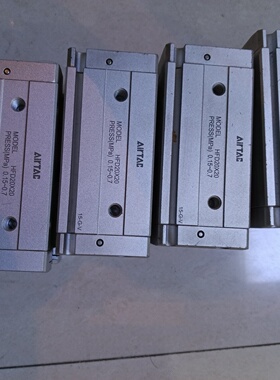 议价台湾亚德客HFD20x20平型机械手设备调试