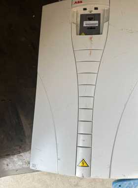 出售两台ASC550-01-125A-4系列变频器，一台好的--议价商品