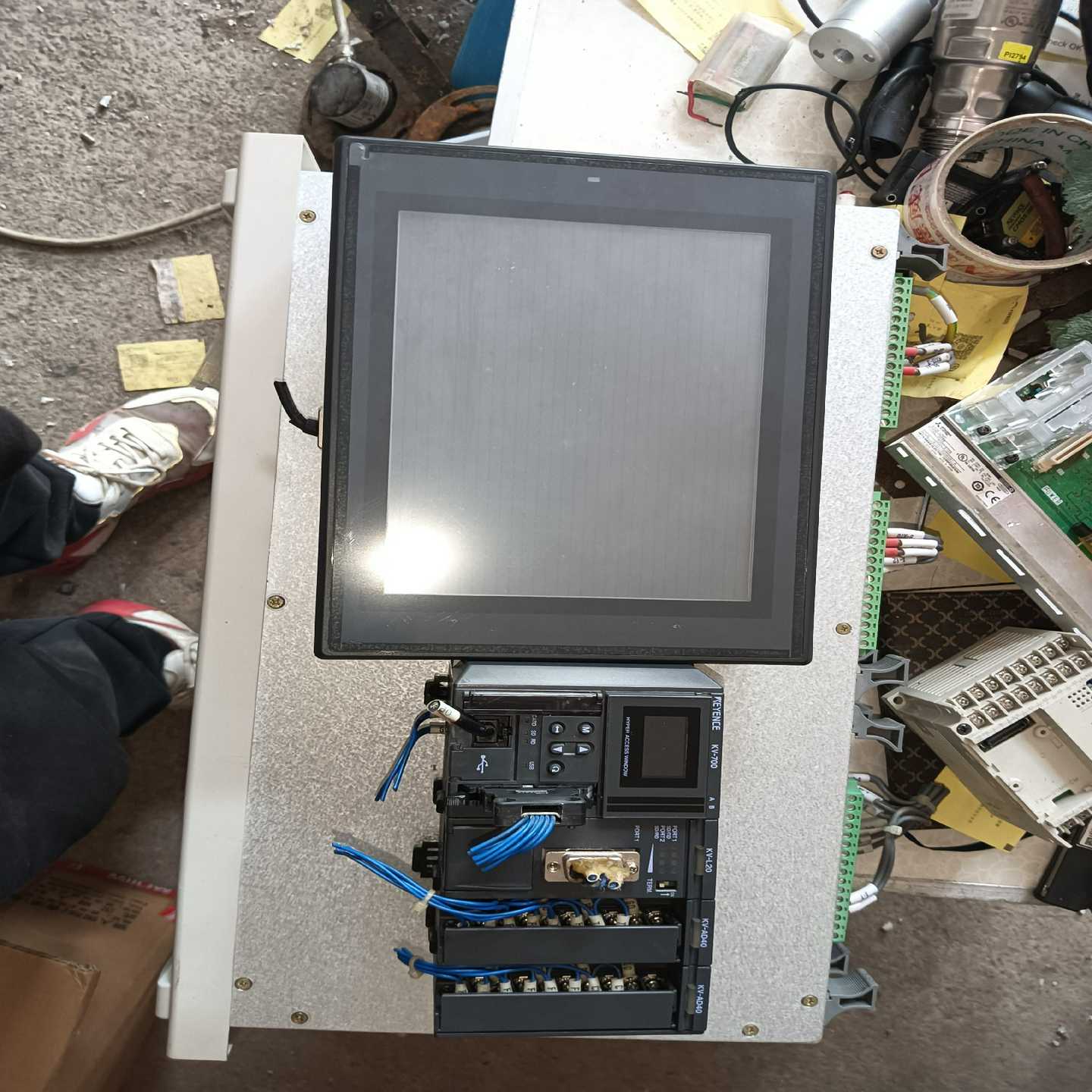 基恩士触摸屏和基恩士模块，VT3-V8和kv-700，kV-询价